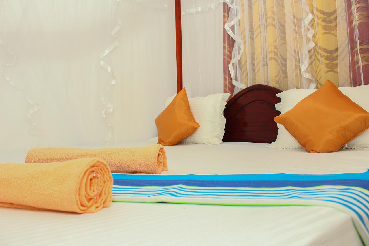 Breeze 3* Mirissa